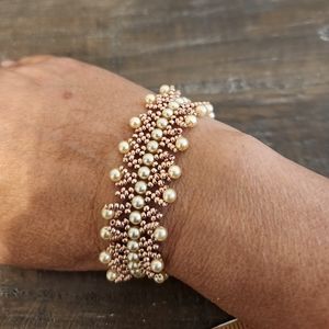 Handmade Pearls bracelet